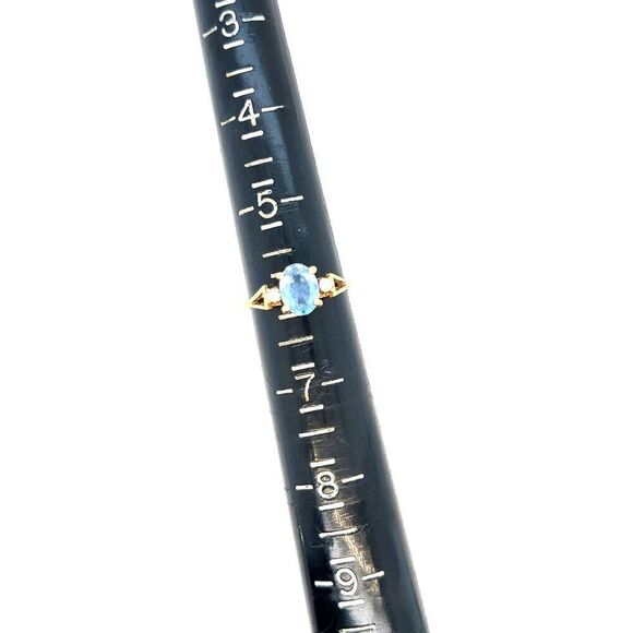 14K Gold Topaz Ring - Picture 10 of 10